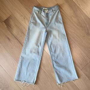Oat New York Wide Leg Denim Blue Jeans High Rise 27” Inseam Women's 28